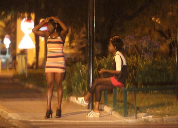 Sénégal Une prostituée testée positive au Coronavirus ses clients