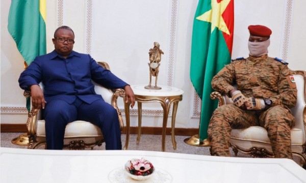 Burkina Faso Le Président de la CEDEAO à Ouagadougou pour s enquérir