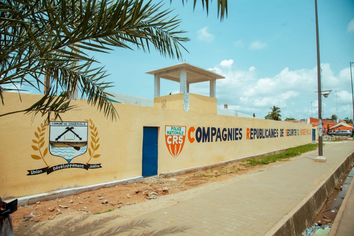 Côte d'Ivoire : La nouvelle caserne des Compagnies Républicaines de Sécurité (CRS) à Bingerville inaugurée jeudi