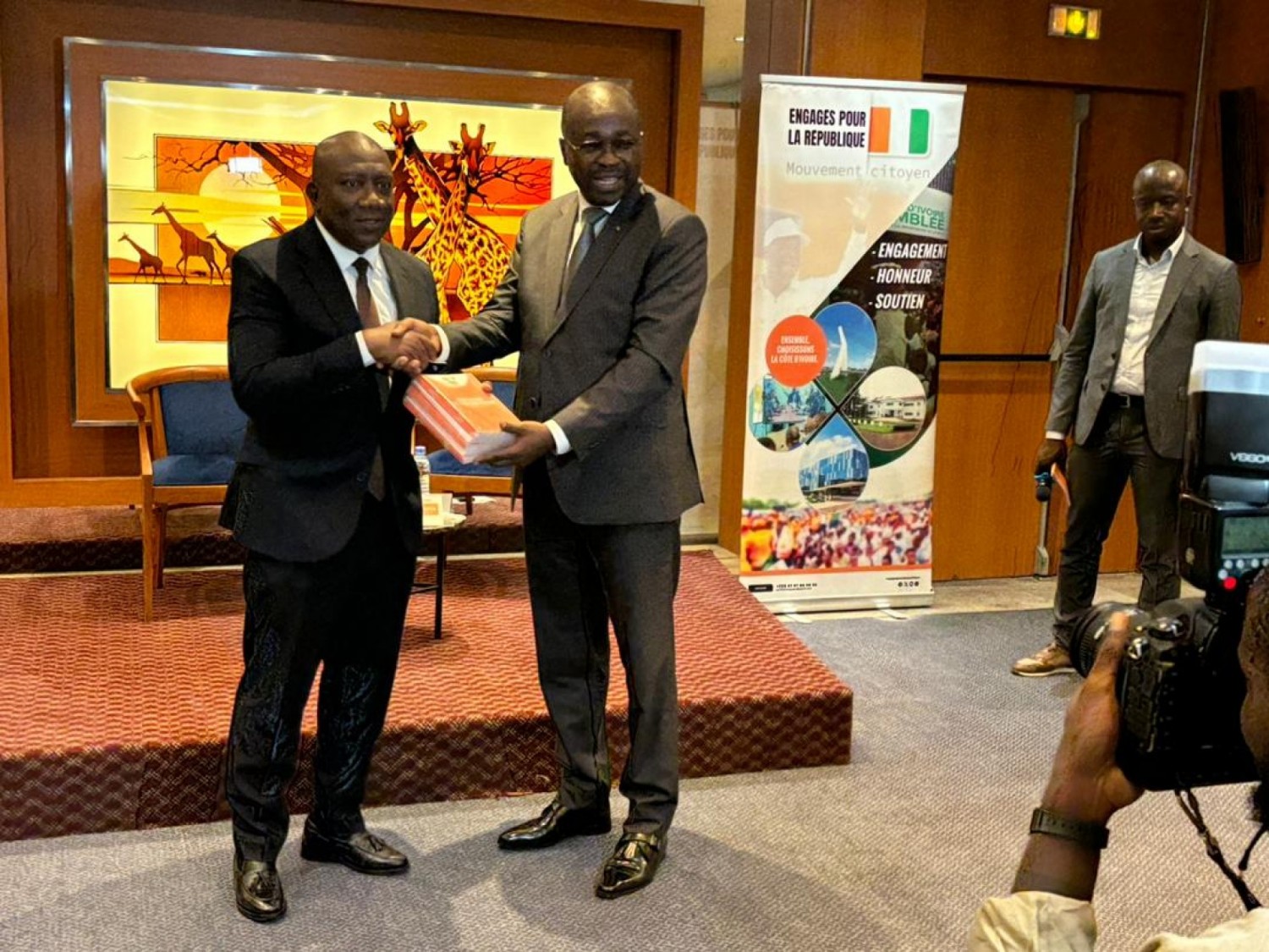 Côte d'Ivoire : Premier RDV d'EPR, Soro Gninagafol DG de la Fonction Publique revient sur les grandes innovations du nouveau Statut Général