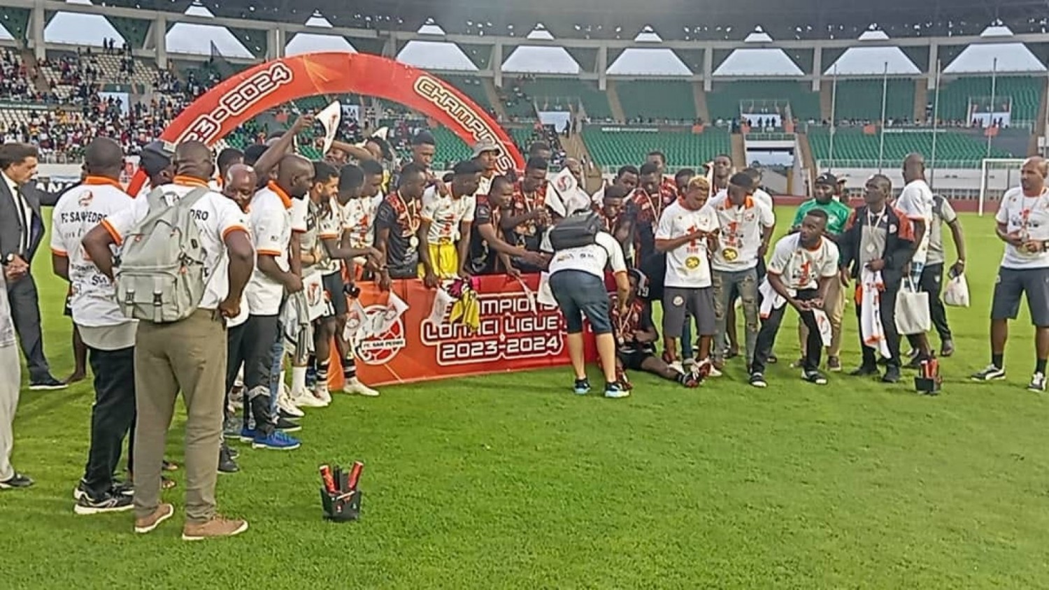 Côte d'Ivoire : Ligue 1, le FC San Pedro champion, l'Asi d'Abengourou et le Sporting Club de Gagnoa en Ligue 2