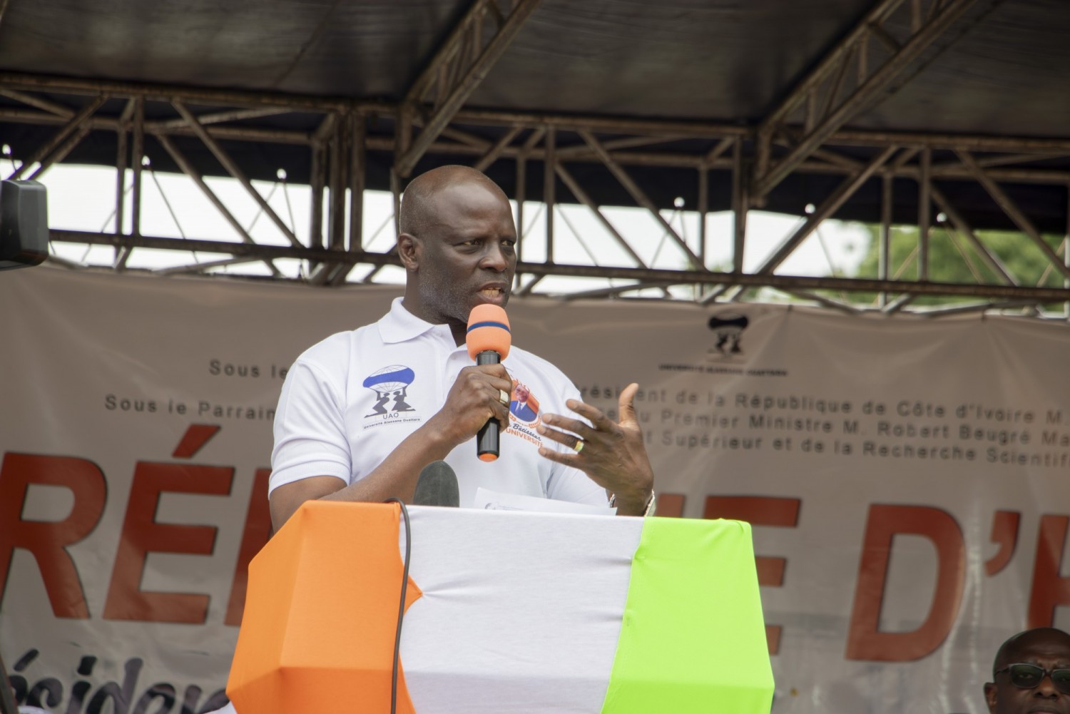 Côte d'Ivoire : Bouaké, Ouattara célébré par les enseignants, enseignants-chercheurs, étudiants et personnel administratif de l'UAO, pour ses actions en faveur du monde universitaire