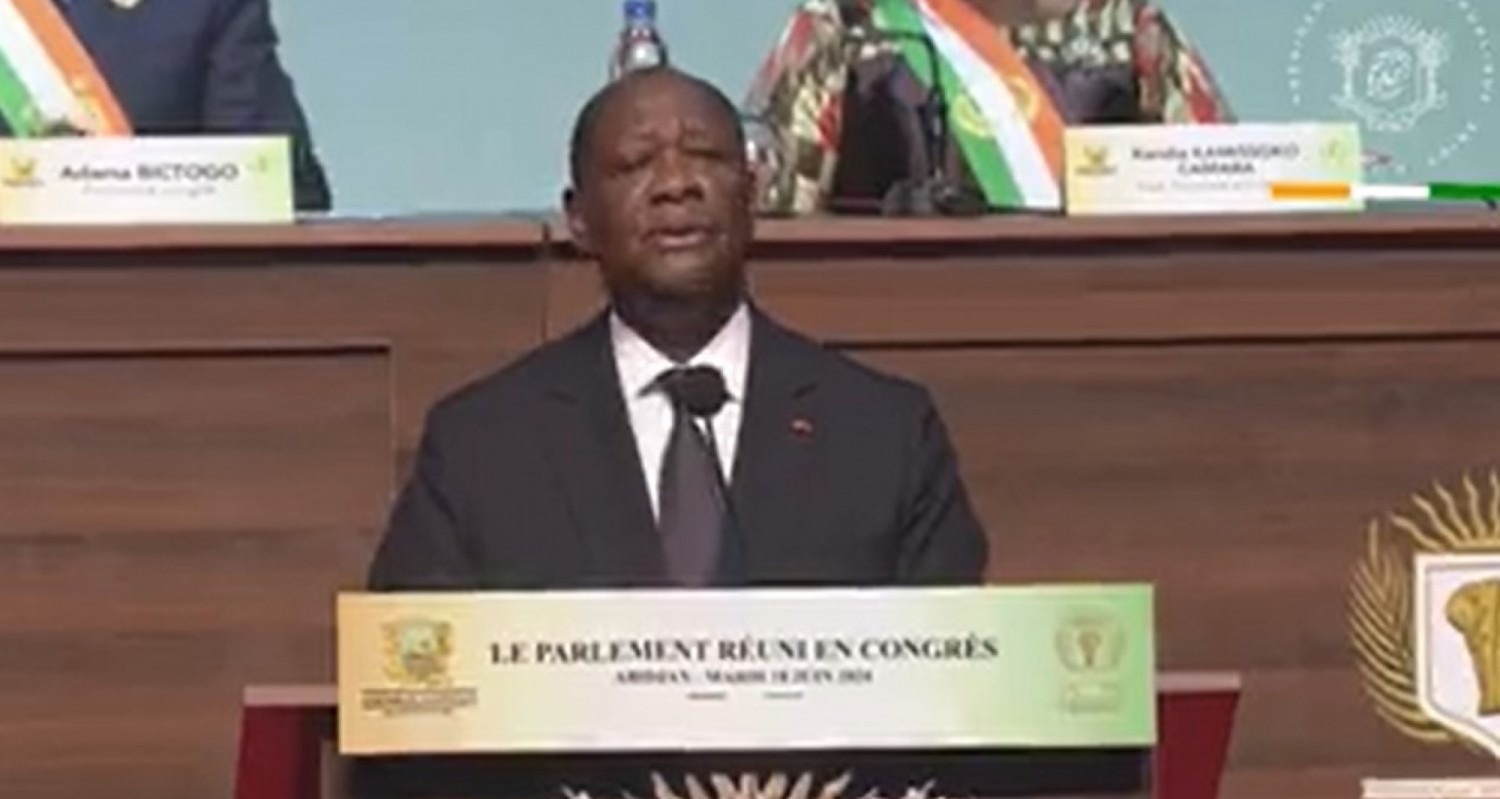 Côte d'Ivoire : Devant le Parlement, Alassane Ouattara dresse son bilan, pas un mot sur 2025