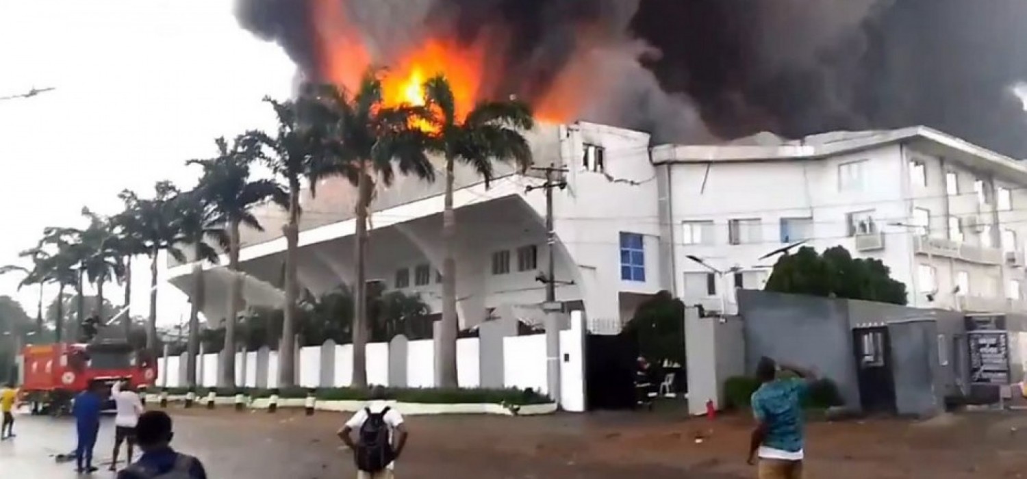 Nigeria : Incendie au siège de l'église Ambassade de Christ à Lagos, réaction du pasteur Chris Oyakhilome