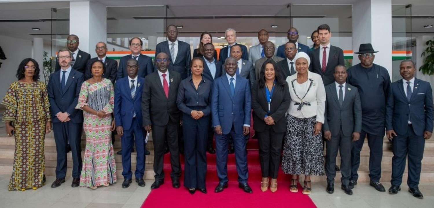Côte d'Ivoire : Réseau parlementaire de la Banque mondiale et du FMI, une délégation à Abidjan pour expliquer l'initiative aux députés et installer la section ivoirienne