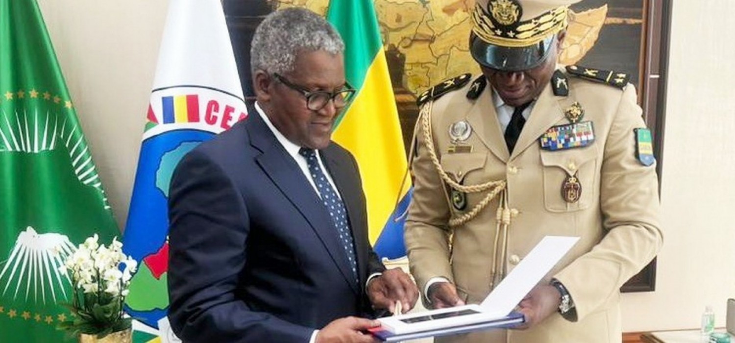 Nigeria-Gabon :  Le Président Oligui Nguema invite Dangote à investir dans le ciment et les engrais au Gabon