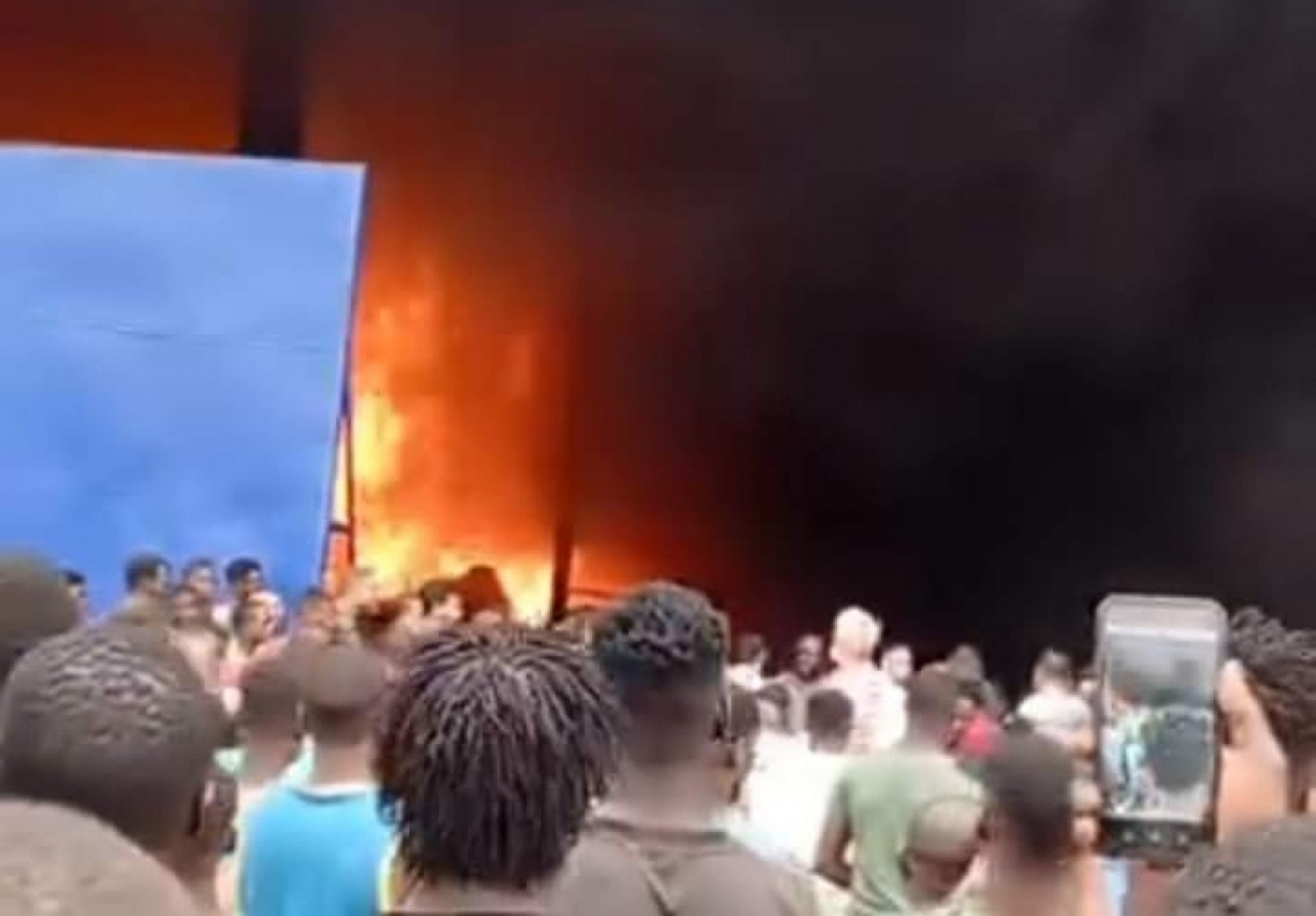 Côte d'Ivoire : Koumassi, un incendie ravage une usine dans la zone Industrielle