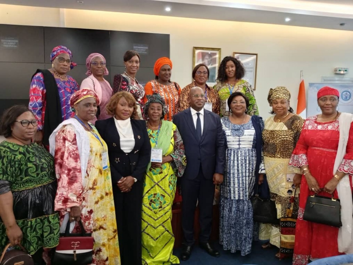 Côte d'Ivoire: Protection de l'économie bleue, les femmes du secteur maritime et portuaire recommandent l'institution du principe du « pollueur-payeur »  sur les côtes, une nouvelle présidente élue