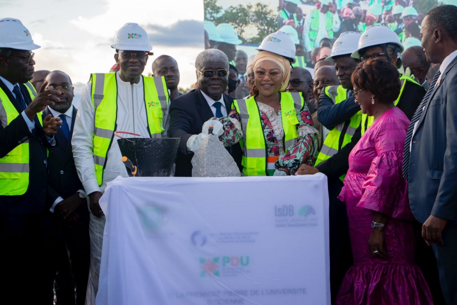 Côte d'Ivoire : Enseignement supérieur, Robert Beugré Mambé lance les travaux de construction de l'Université d'Odienné d'un coût global de 114.700.000.000 FCFA