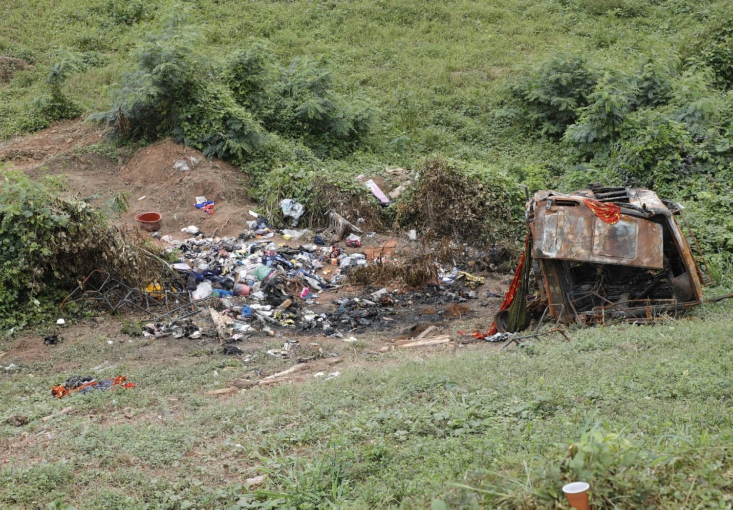 Côte d'Ivoire : Grave accident de la circulation à Adzopé, Myss Belmonde apporte la compassion et le soutien du gouvernement aux familles endeuillées et aux blessés