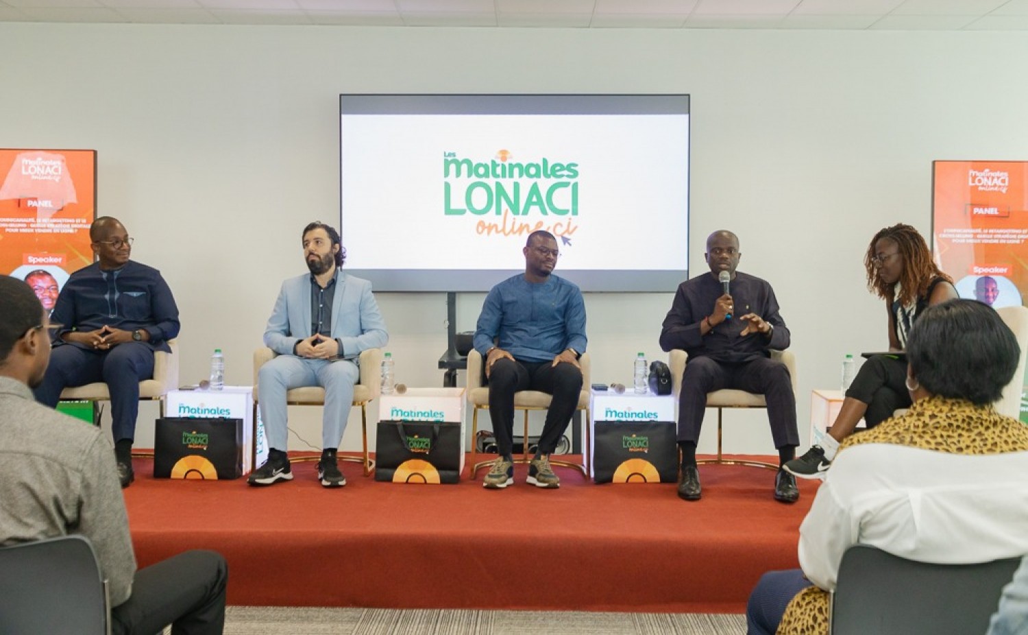 Côte d'Ivoire : « Les matinales de Lonaci Online » , des experts en marketing édifient les entreprises sur les concepts de l'omnicanalité, le retargeting et le cross-selling pour booster leur vente