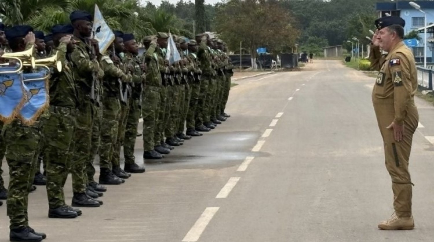 Côte d'Ivoire-France : Le Général Stéphane Mille, chef d'état-major de l'armée de l'Air et de l'Espace veut accompagner les forces aériennes ivoiriennes  dans leur montée en puissance