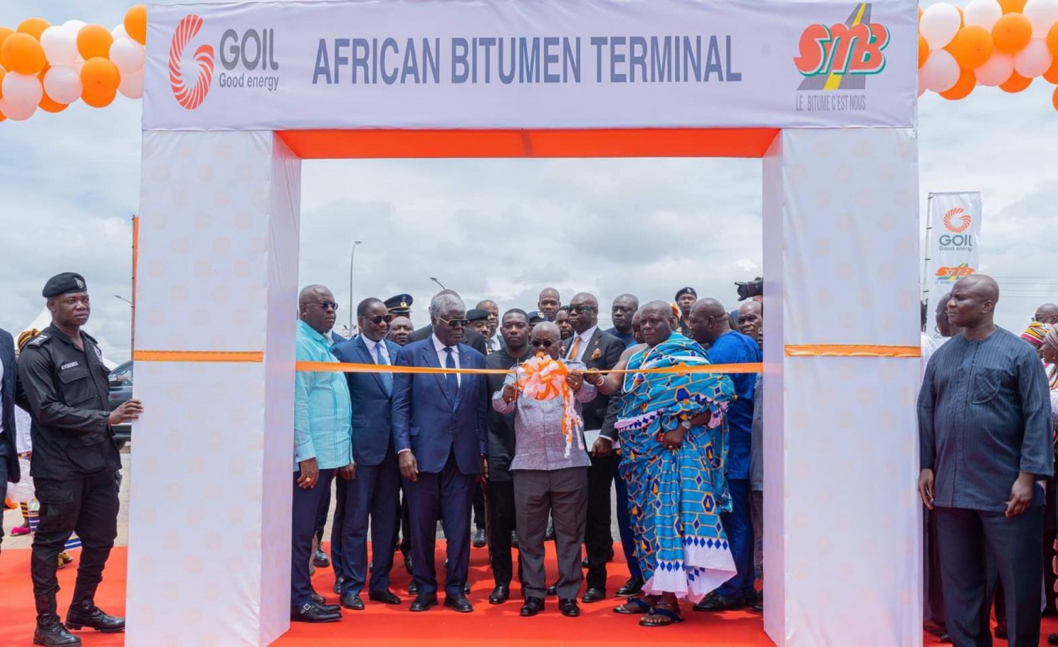 Côte d'Ivoire : Ghana, Beugré Mambé inaugure aux côtés de Akuffo Ado, un dépôt de bitume à Tema et plaide pour un renforcement de la coopération