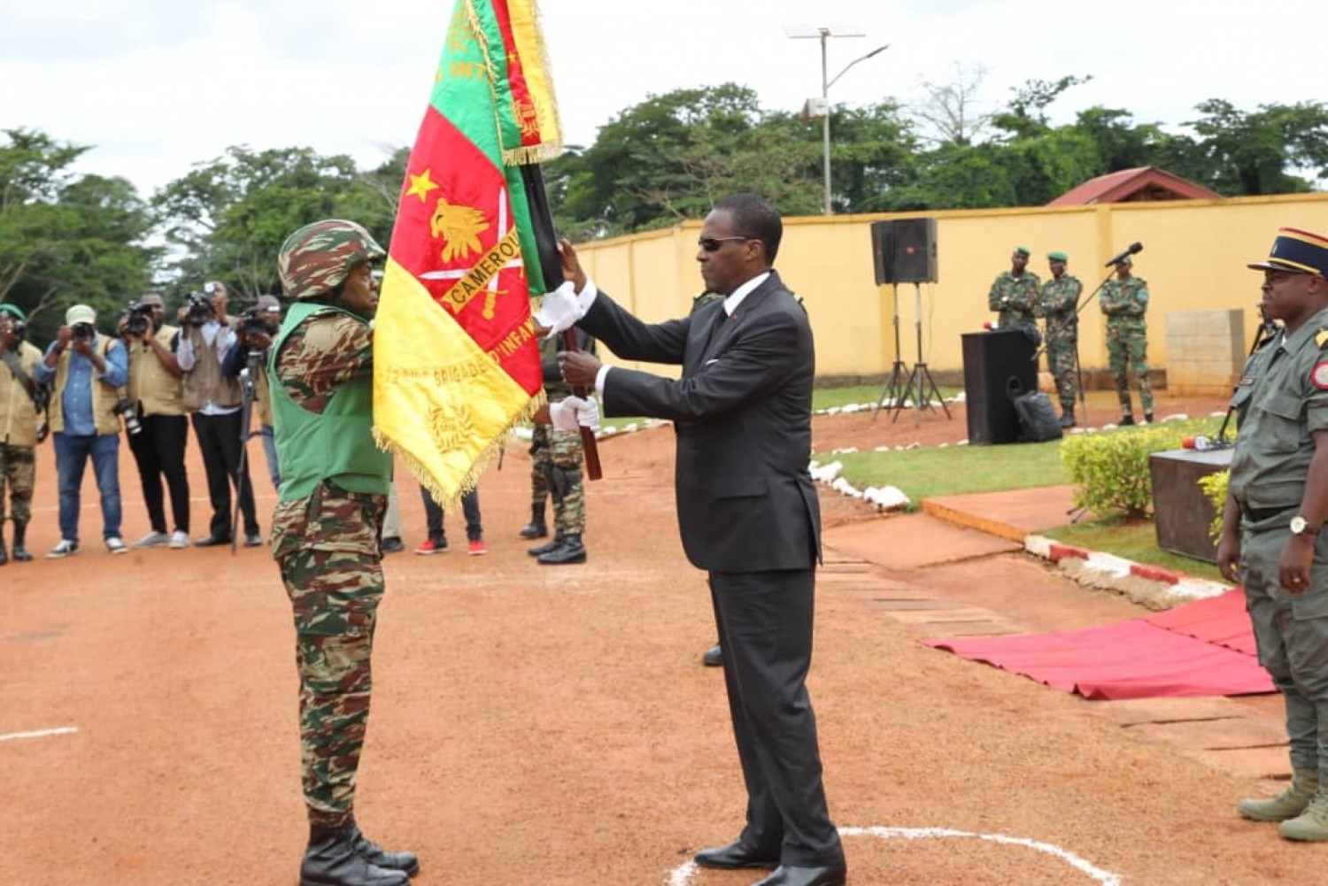 Cameroun : 1 070 casques bleus camerounais du  11e contingent envoyés au en RCA