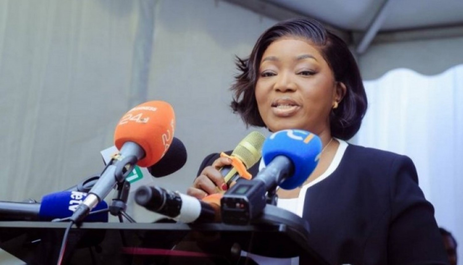 Côte d'Ivoire : Me Florence Loan-Messan devient la  première femme Bâtonnier de  l'Ordre des avocats ivoiriens et prend des engagements