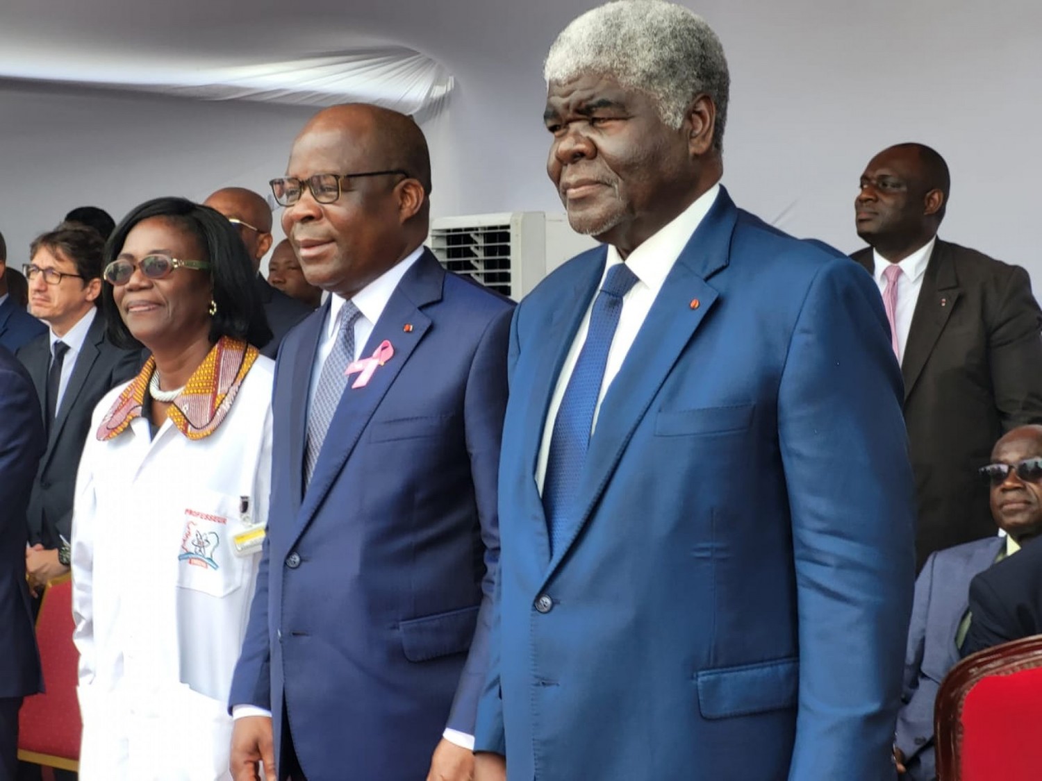 Côte d'Ivoire : CHU de Cocody, Beugré Mambé pose la première pierre des travaux d'agrandissement de l'Institut de Médecine Nucléaire d'Abidjan