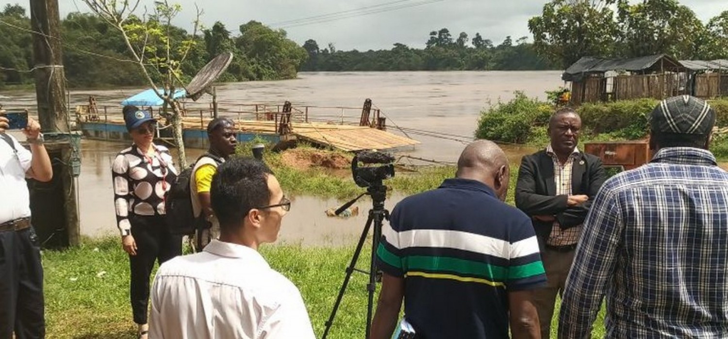 Liberia-Côte d'Ivoire :  Réception du site des travaux d'un futur pont sur le fleuve Cavally entre les deux pays