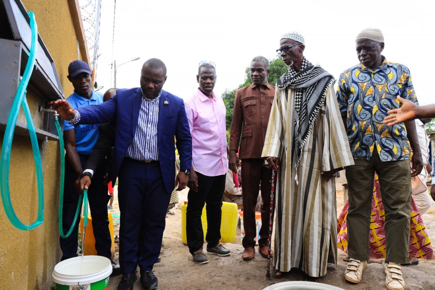 Côte d'Ivoire : Daloa, le maire Stéphane Gbeuly inaugure plusieurs infrastructures dont des écoles et des forages, de nombreux autres chantiers en cours de finalisation