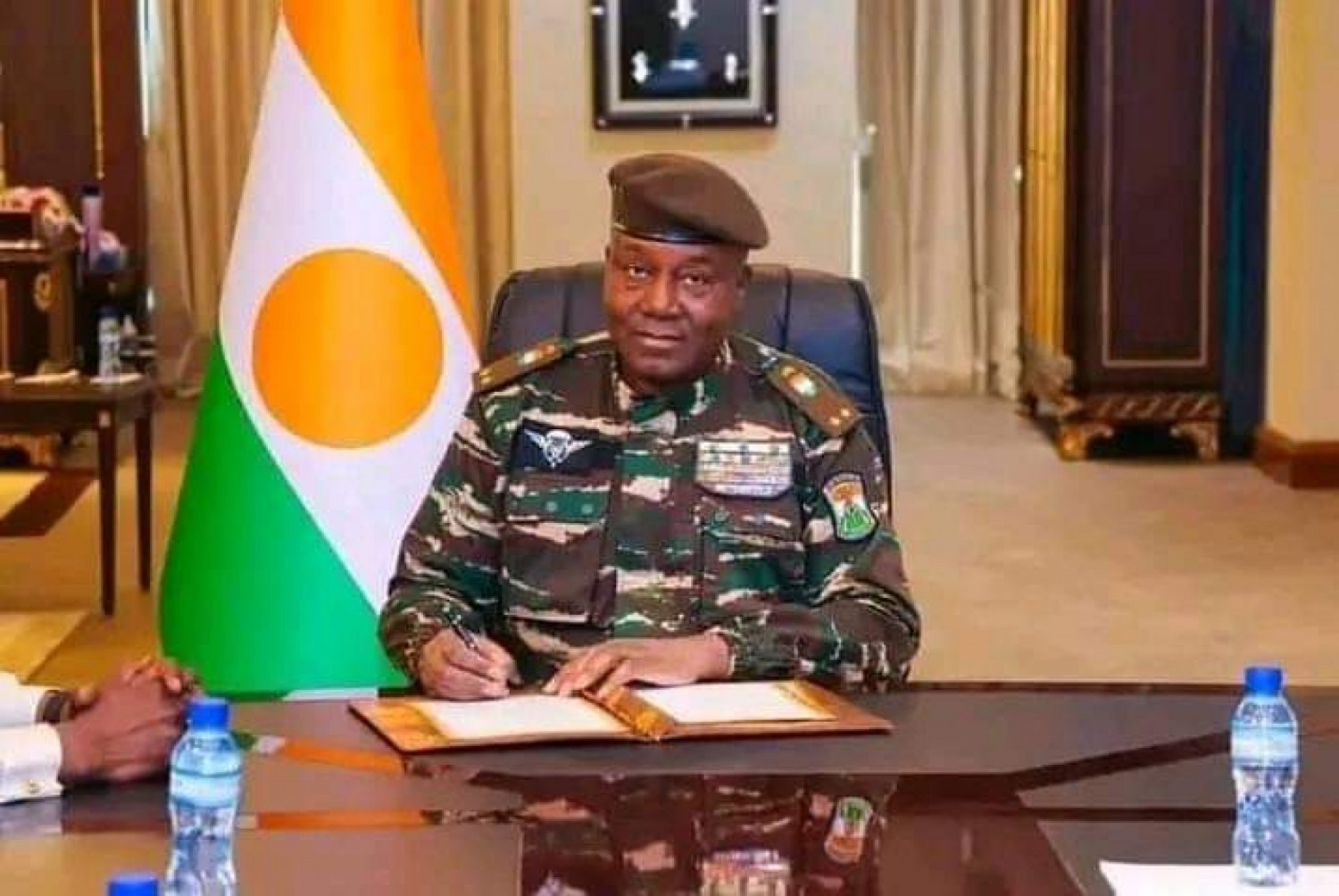 Niger : Neuf proches de l'ex-Président Bazoum déchus de leur nationalité