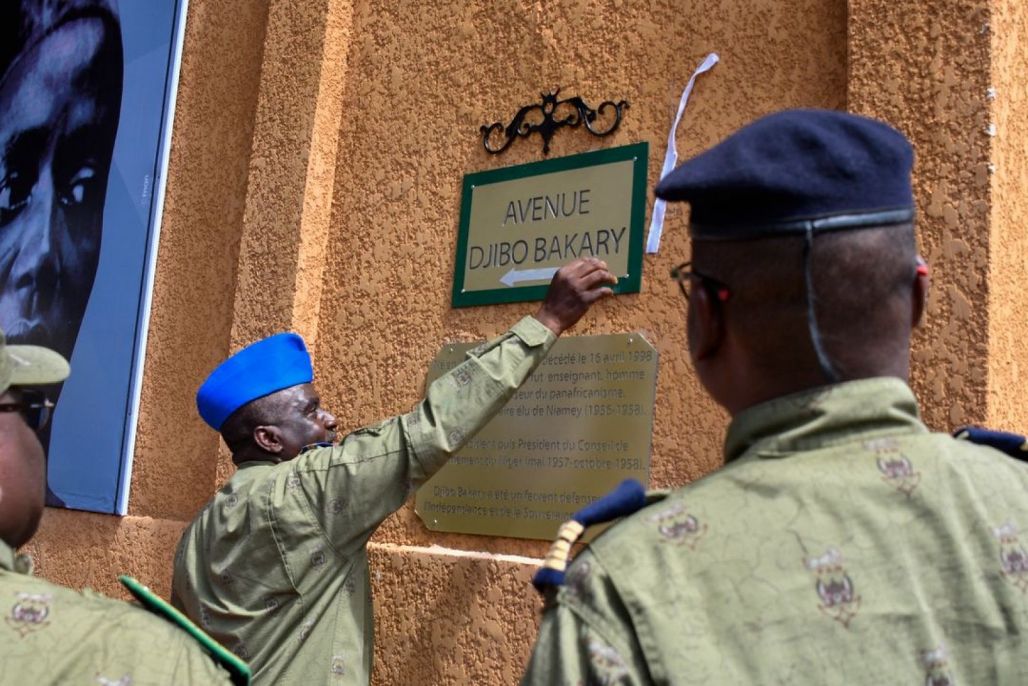 Niger : Adieu aux noms français, l'avenue de-Gaulle rebaptisée « Avenue Djibo Bakary »