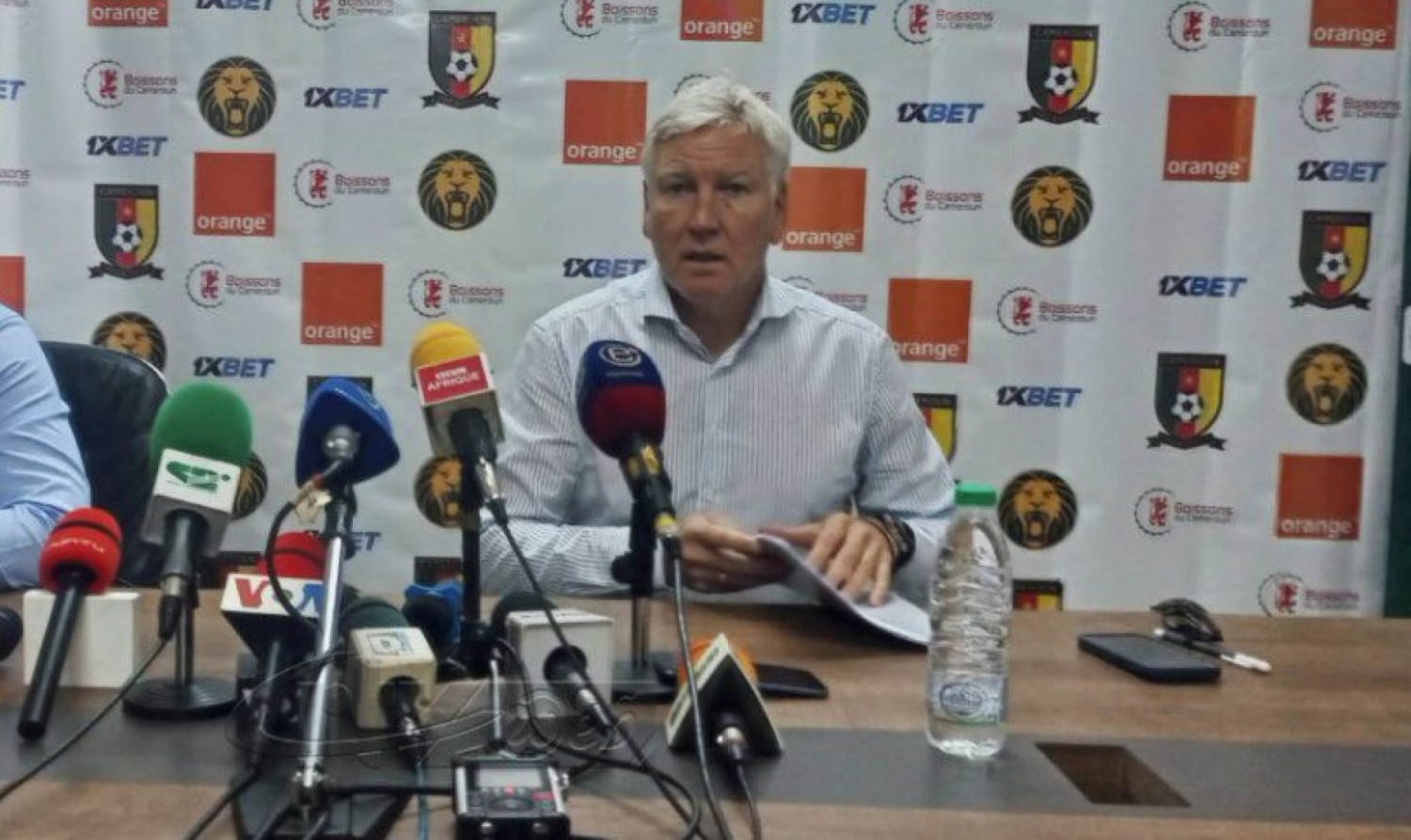 Cameroun : Remue-Ménage chez les Lions Indomptables, quand Marc Brys défie ouvertement la Fecafoot