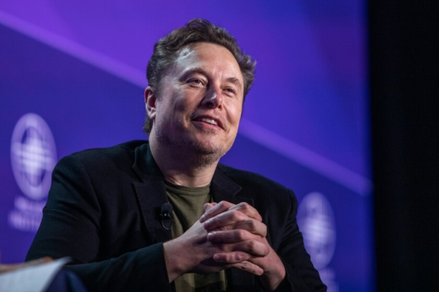 Afrique du Sud : Elon Musk désormais l'homme le plus riche de l' histoire