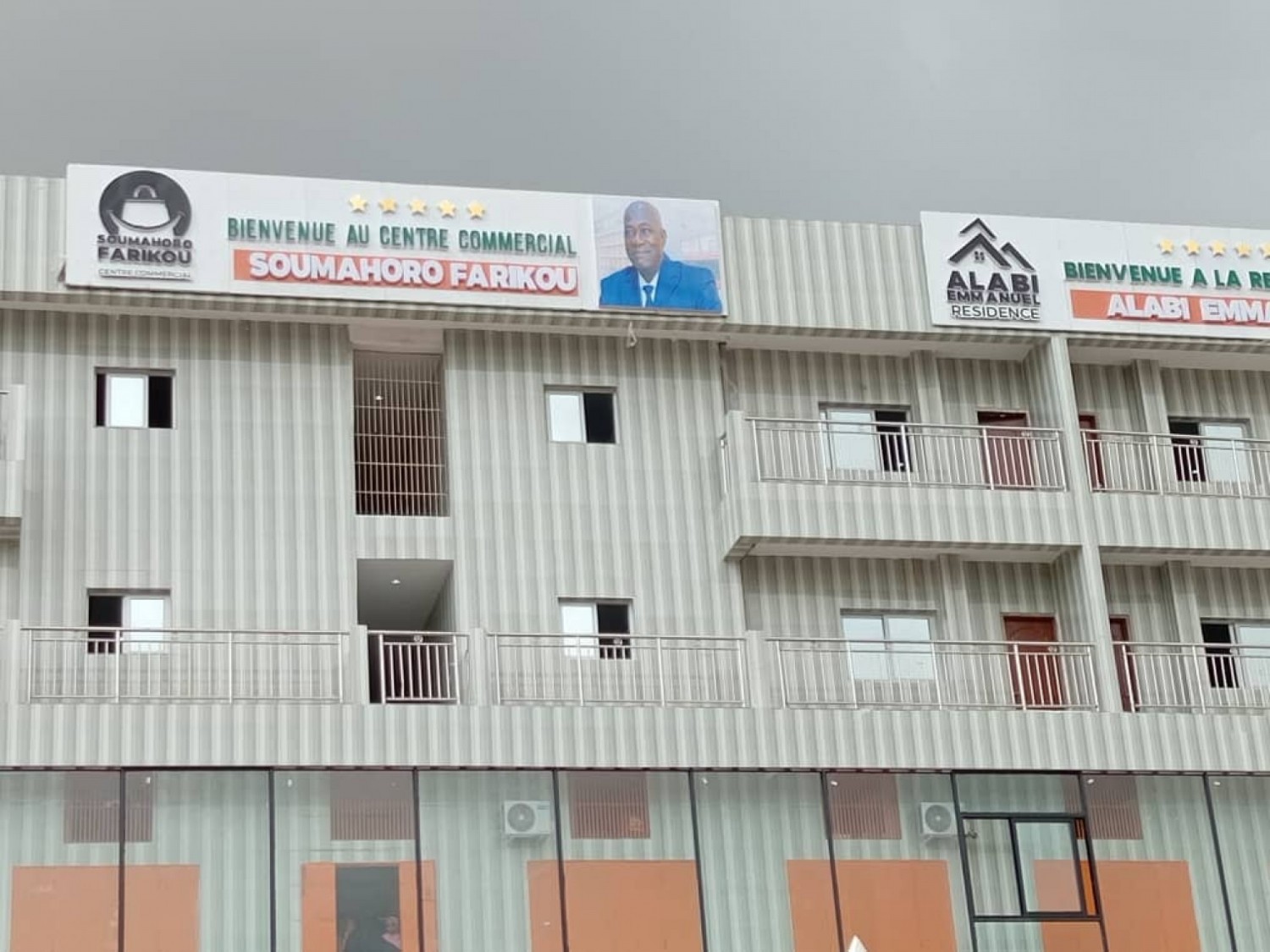 Côte d'Ivoire : Adjamé, Souleymane Diarrassouba inaugure un nouveau centre commercial d'un coût global de réalisation de 3,8 milliards de FCFA