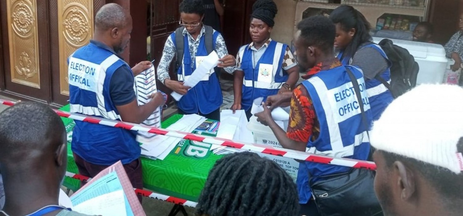 Ghana :  Elections 2024, fin du vote, décompte des voix en cours