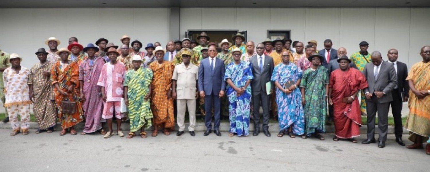 Côte d'Ivoire : Les chefs Atchans et l'État s'unissent pour sécuriser le foncier urbain