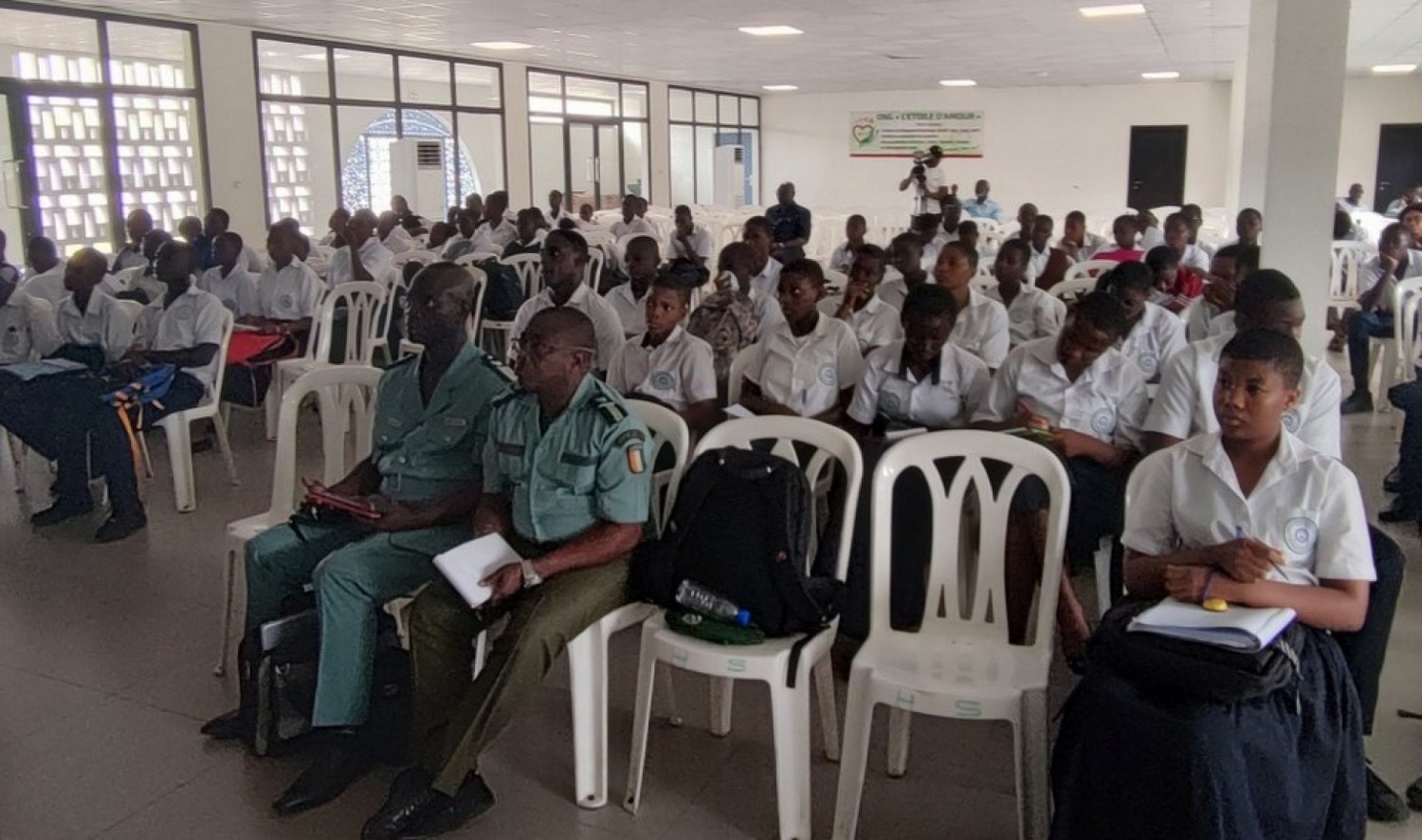 Côte d'Ivoire : Changements climatiques, les élèves du lycée technique d'Abidjan sensibilisés à la préservation de l'environnement et à l'adoption des écogestes