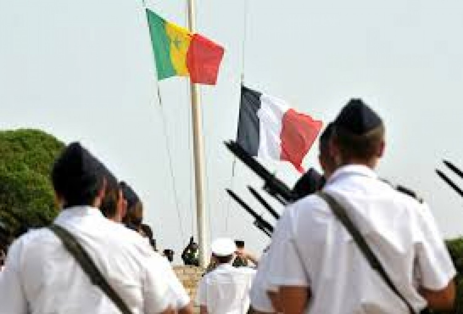 Sénégal : Départ des soldats français d'ici l' été 2025,inquiétude du personnel sénégalais