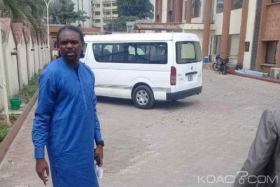Nigeria : Nwankwo Kanu déplore le pillage de son hôtel et ses médailles à  Lagos