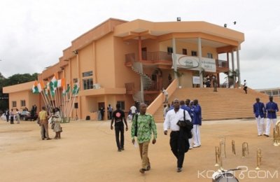 Côte d'Ivoire : Report de la concertation nationale sur l'Enseignement supérieur et  la Recherche scientifique à  une date ultérieure