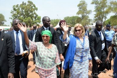 Côte d'Ivoire : Faisant fi des palabres politiques à  la célébration de la JIF à  Bouaké,   Dominique Ouattara rend hommage à  Henriette Bédié