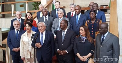 Côte d'Ivoire-France : «Leader pour la Paix », Raffarin et Ouattara ont parlé de paix à  Abidjan