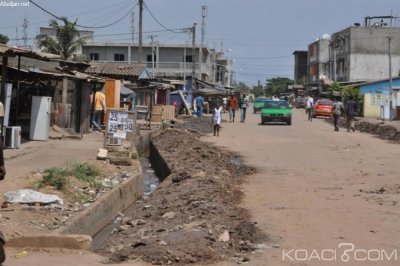 Côte d'Ivoire : Démarrage des travaux de bitumage de la voirie et de pavage des trottoirs de Koumassi