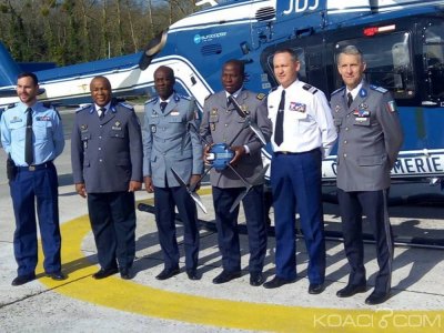 Côte d'Ivoire : Défense, le Général Apalo en mission  pour s'imprégner de l'expérience de la gendarmerie Française