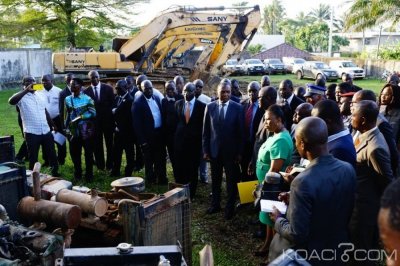 Côte d'Ivoire : Orpaillage clandestin, plusieurs engins saisis présentés au ministre Jean Claude Kouassi