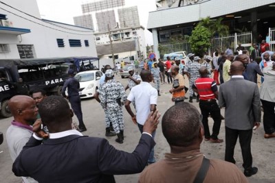 Côte d'Ivoire: Au Plateau, Gnagna Zadi et ses amis dispersés en tentant d'empêcher une passation de charges, ils accusent Kandia