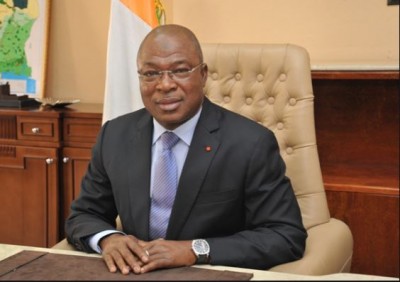 Côte d'Ivoire : Fonctionnaires suspendus en 2014, des omissions  constatées dans les  notes de service du ministère ont-elles été faites à dessein ?