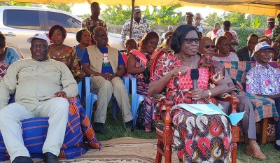 Côte d'Ivoire: Simone accueillie en liesse dans le Haut-Sassandra, rend hommage à Bohoun Bouabré, Tagro et appelle à la réconciliation