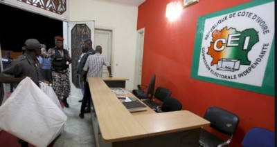 Côte d'Ivoire: Un membre de la CEI absent  à la prestation de serment au Conseil Constitutionnel