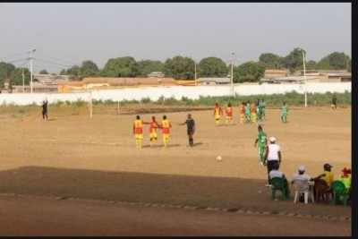 Côte d'Ivoire: Un entraîneur de football pris avec une arme au stade de Séguéla