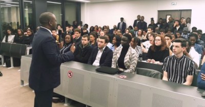 Côte d'Ivoire: Soro poursuit sa campagne devant des étudiants à Paris: «Je veux changer les choses dans mon pays»