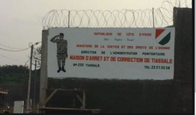 Côte d'Ivoire: « Congés anticipés », trois individus  condamnés à six mois de prison ferme