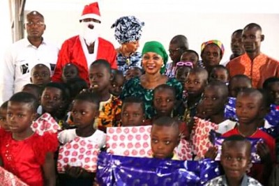 Côte d'Ivoire: Daoukro, pour la fête de Noël, des enfants de deux régions comblés par Henriette Bedié