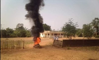 Côte d'Ivoire: Yocoboué, le gardien du sous-préfet accusé de viol, lynché par les Dozos, la population révoltée