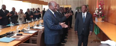 Côte d'Ivoire : Après son renoncement, Ouattara appelle les cadres du RHDP au rassemblement et à l'union et annonce un conseil politique jeudi prochain pour donner les raisons de sa décision