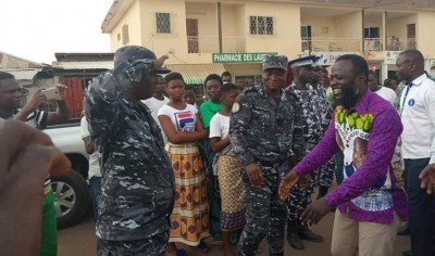 Côte d'Ivoire : Après son grave accident et le refus de quitter le pays, Justin Koua, rétabli, à Abengourou fustige le «petit geste» de Ouattara