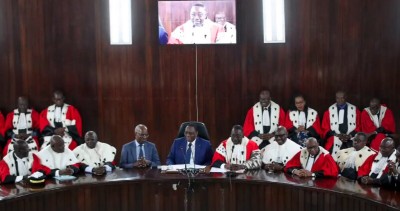 Sénégal : Le président Macky Sall chamboule la magistrature